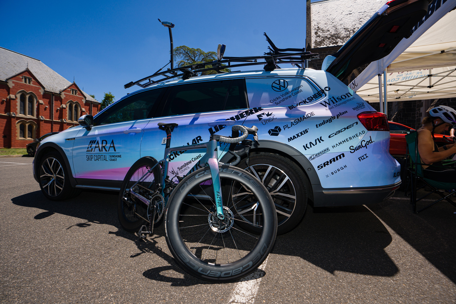 Watch Factor Ostro bike build at Tour Down Under • Australian Cycling Academy